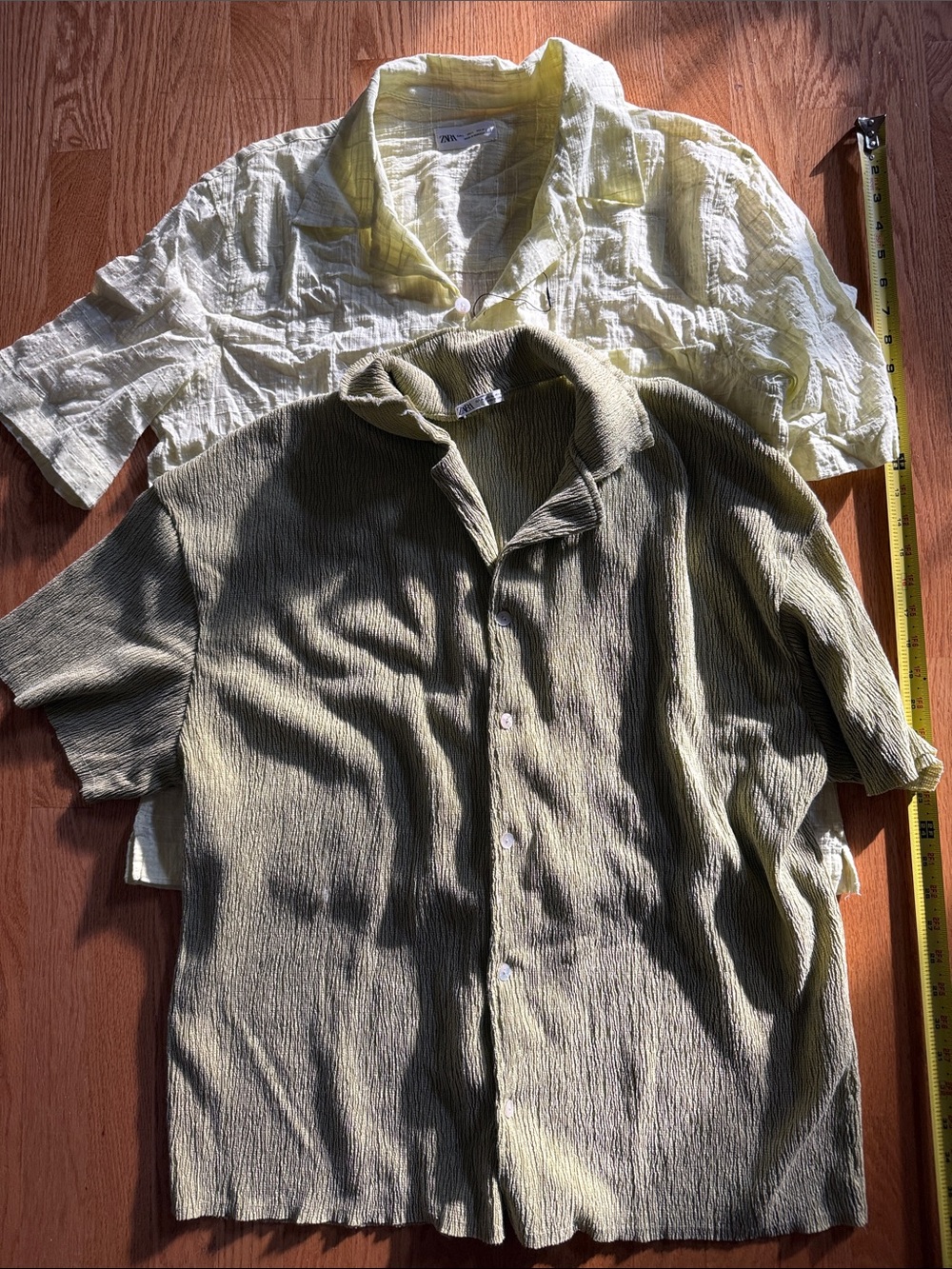 2 Zara Short Sleeve Button-Down Shirts in Olive Green and Pale Yellow